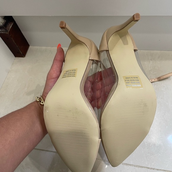 Wendy Pumps Brand New Never Been Worn - Picture 7 of 7